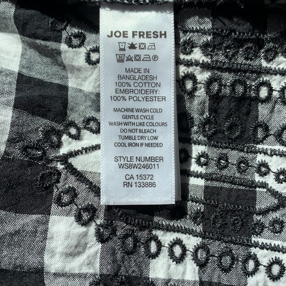 Sleeveless top. - Picture 5 of 6